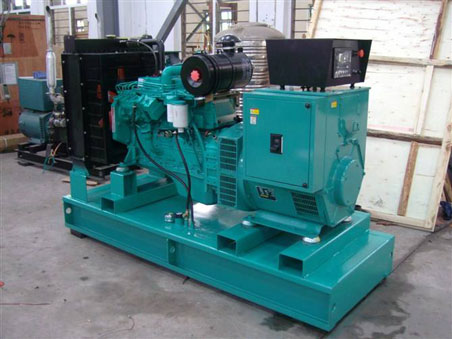 梨林镇200kw康明斯柴油发电机组图片 梨林镇200kw康明斯柴油发电机组图片